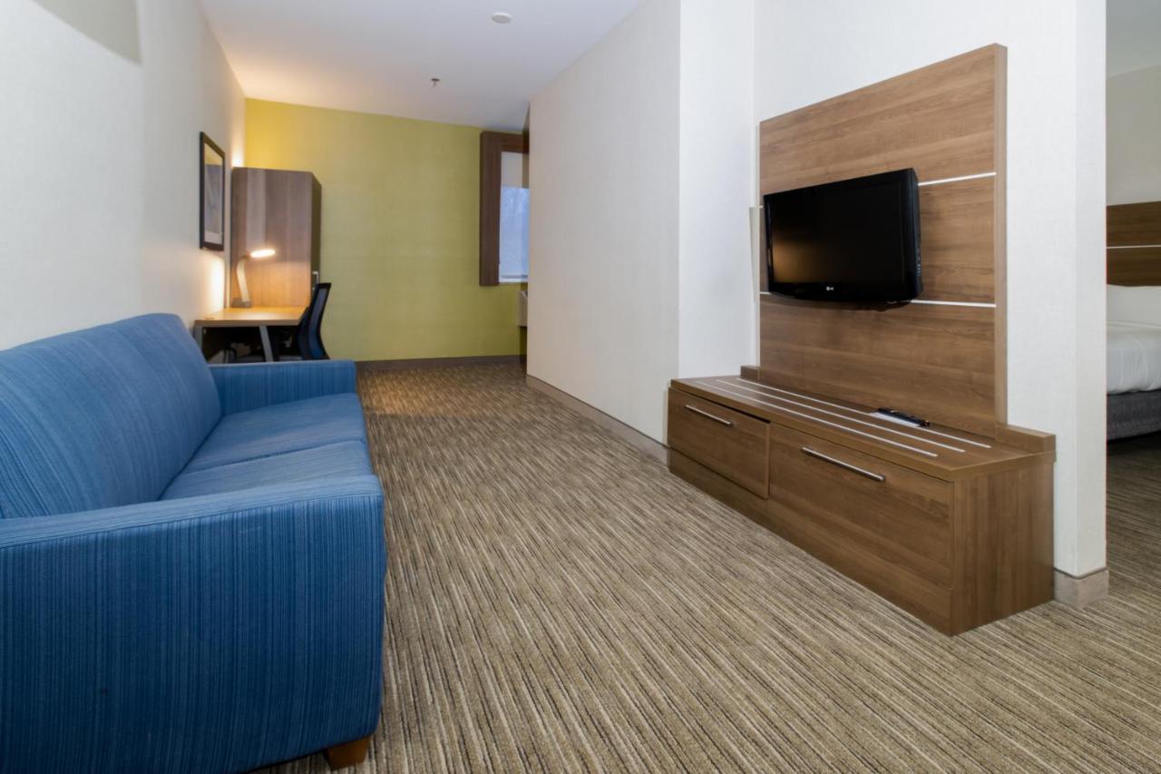 Holiday Inn Express Hotel & Suites Swansea By Ihg Exteriör bild
